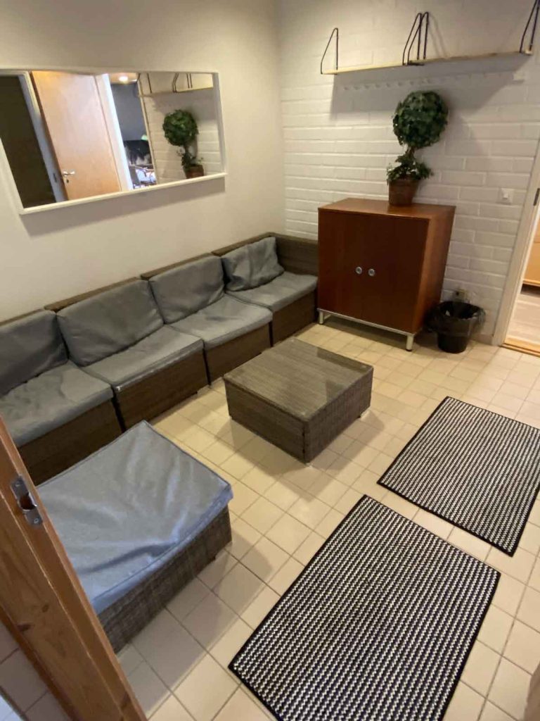 bolen-sauna-pukuhuone-2